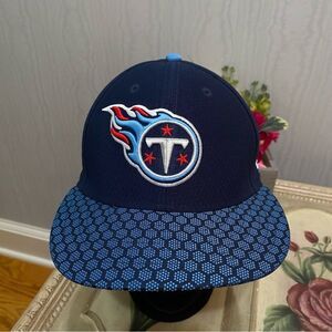 Tennessee Titans Mens New Era Navy 2017 Sideline Official Low Profile Fitted Cap